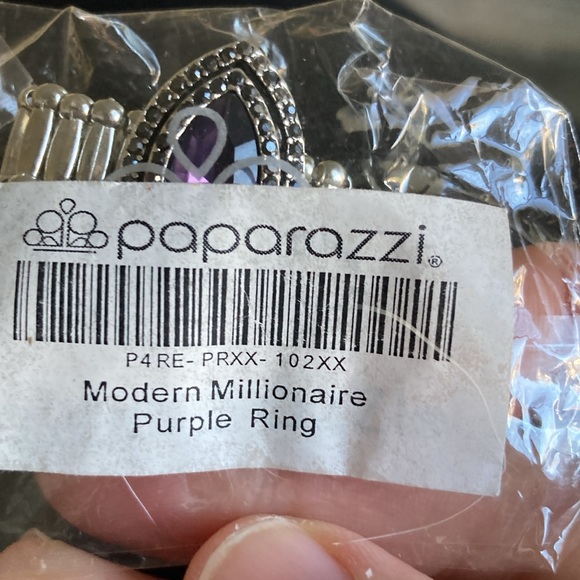 Ring - Picture 2 of 2